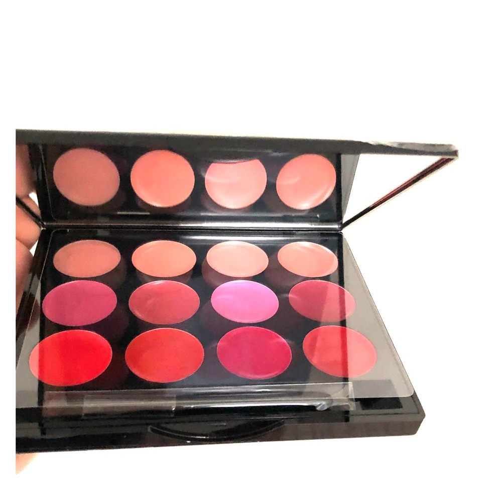 (SOLD) ISH Lip Statement Palette NIB